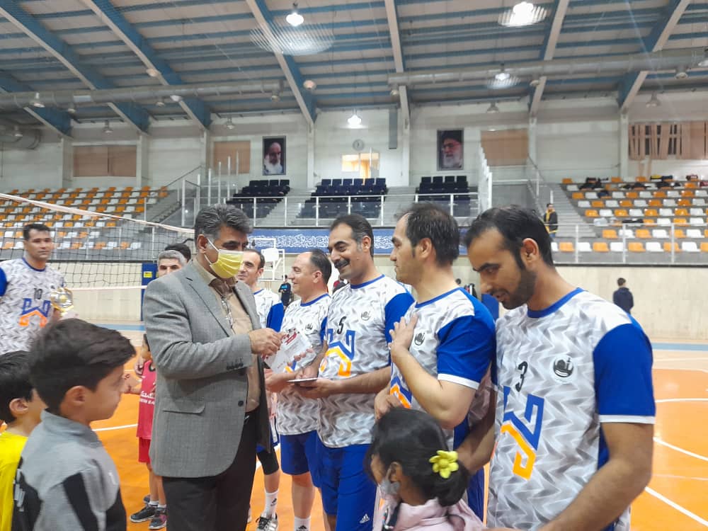 قهرمانی تیم والیبال شرکت همیاران شمال شرق در مسابقات سازمان اتوبوسرانی شهرداری مشهد